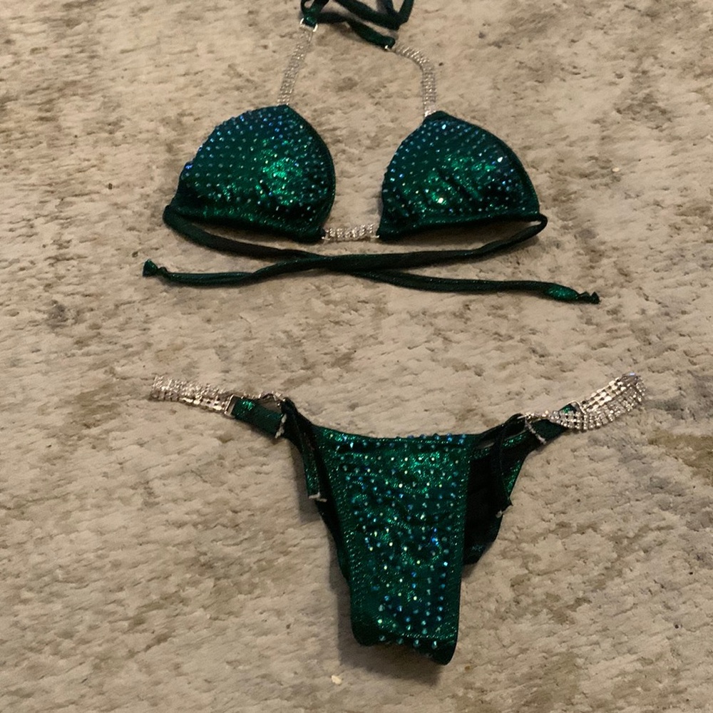 CJ elite competition bikini dark green